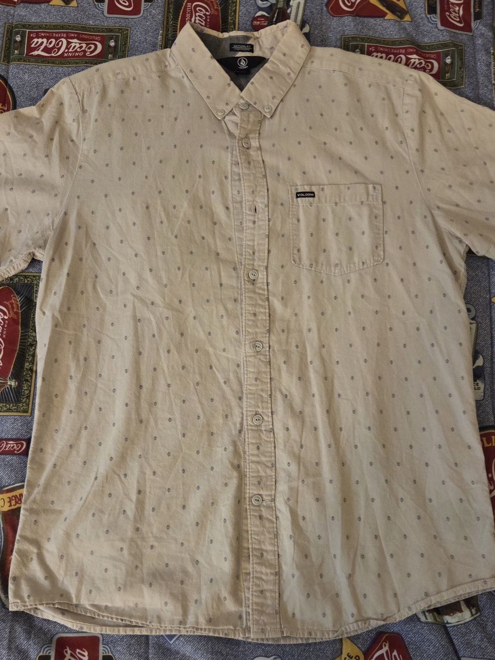 Volcom Cream Short-Sleeve Button-Down Shirt with Micro Dot Pattern